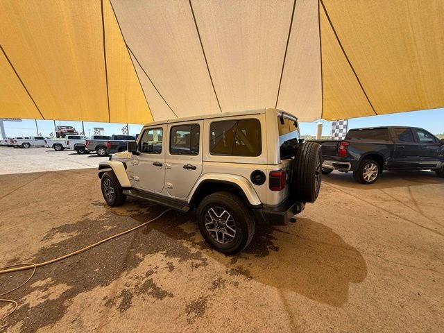 2024 Jeep Wrangler 4-Door Sahara 4x4