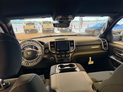 2025 RAM Ram 1500 RAM 1500 BIG HORN CREW CAB 4X4 5'7' BOX