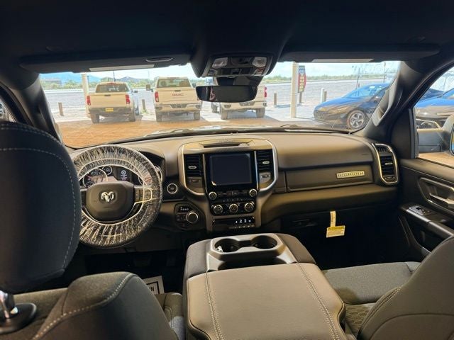 2025 RAM Ram 1500 RAM 1500 BIG HORN CREW CAB 4X4 5'7' BOX