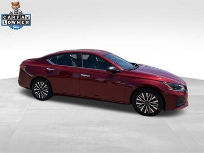 2024 Nissan Altima SV FWD