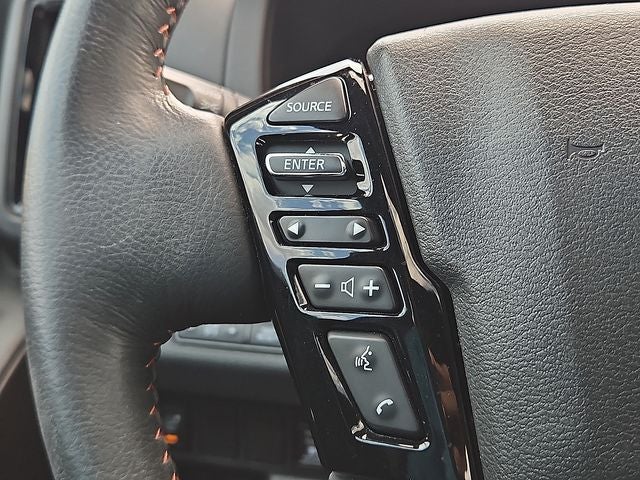 2025 Nissan Frontier Crew Cab PRO-4X 4x4