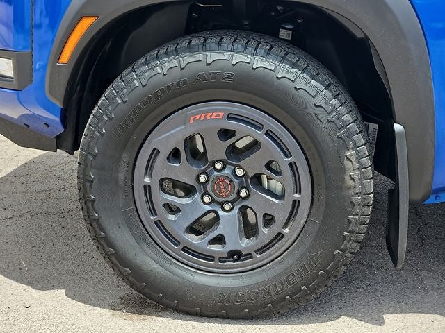 2025 Nissan Frontier Crew Cab PRO-4X 4x4