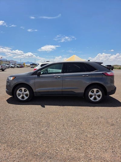 2022 Ford Edge SE