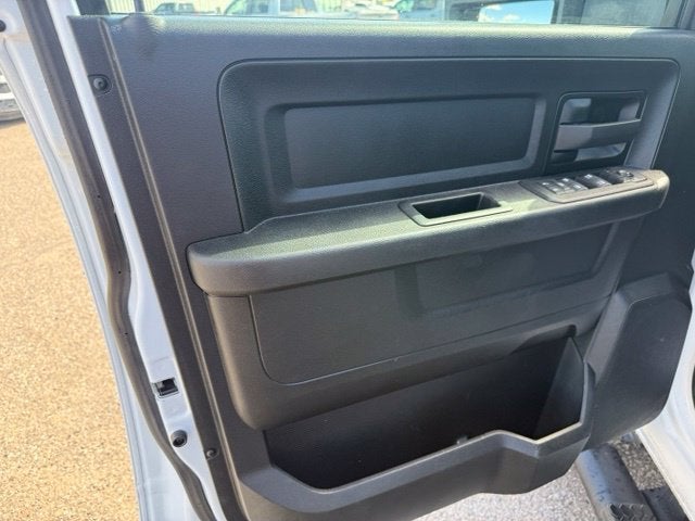 2025 RAM 2500 Tradesman Crew Cab 4x4 6'4' Box