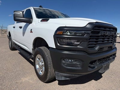 2025 RAM 2500 Tradesman Crew Cab 4x4 6'4' Box