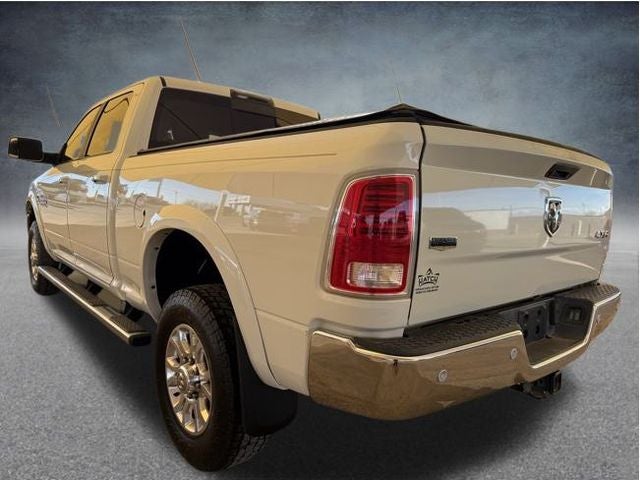 2018 RAM 2500 Laramie Crew Cab 4x4 6'4' Box
